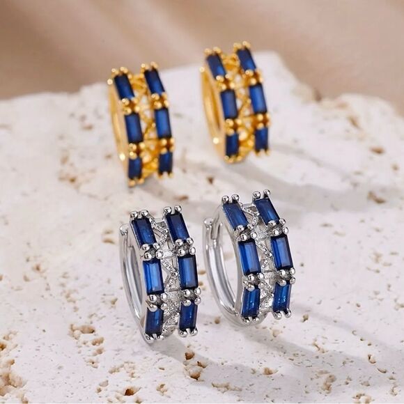 ✨🆕✨ Elegant 18K Plated Gold Simulated Sapphire Blue Hoop Earrings✨ - Picture 5 of 13